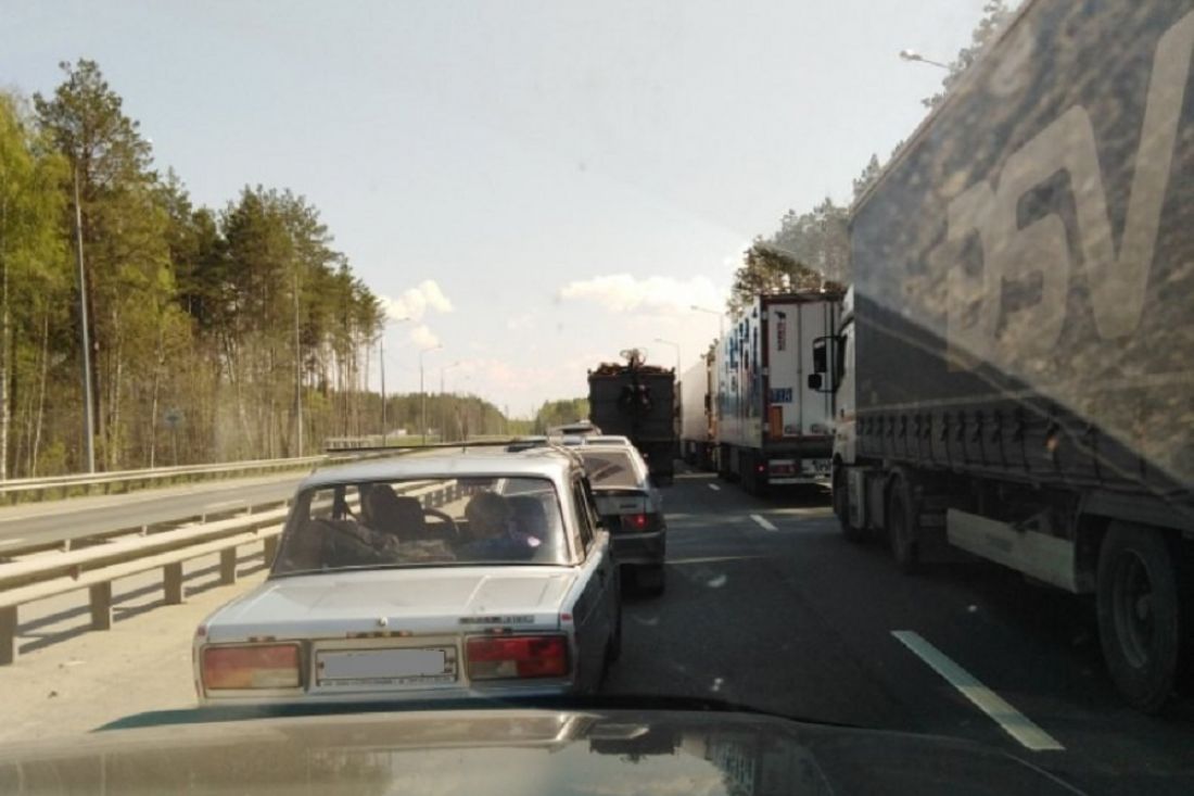 Водители жалуются на многочасовое стояние в пробке в Пензенской области